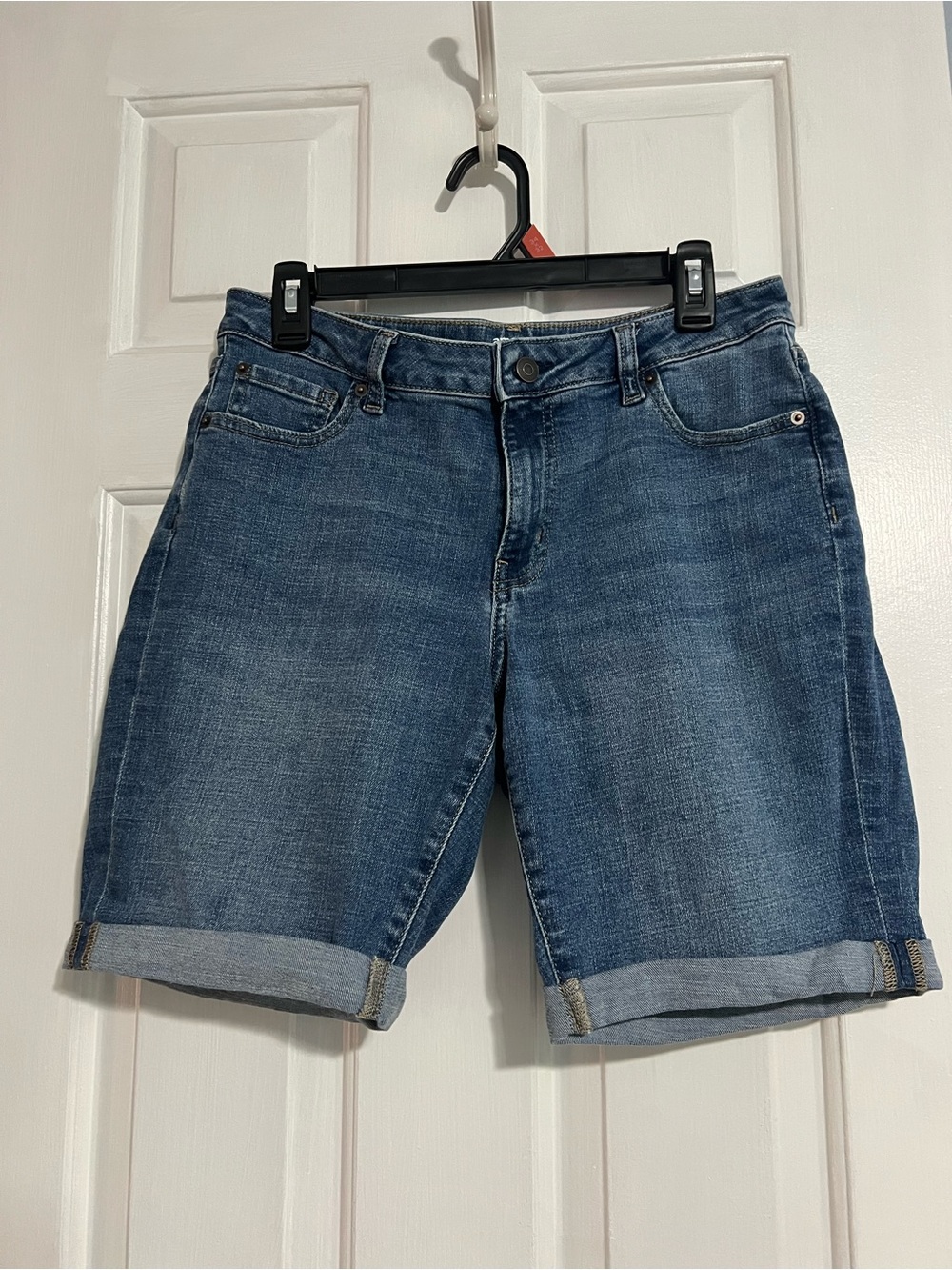 Amazon Essentials Women's Blue Denim Jean Shorts